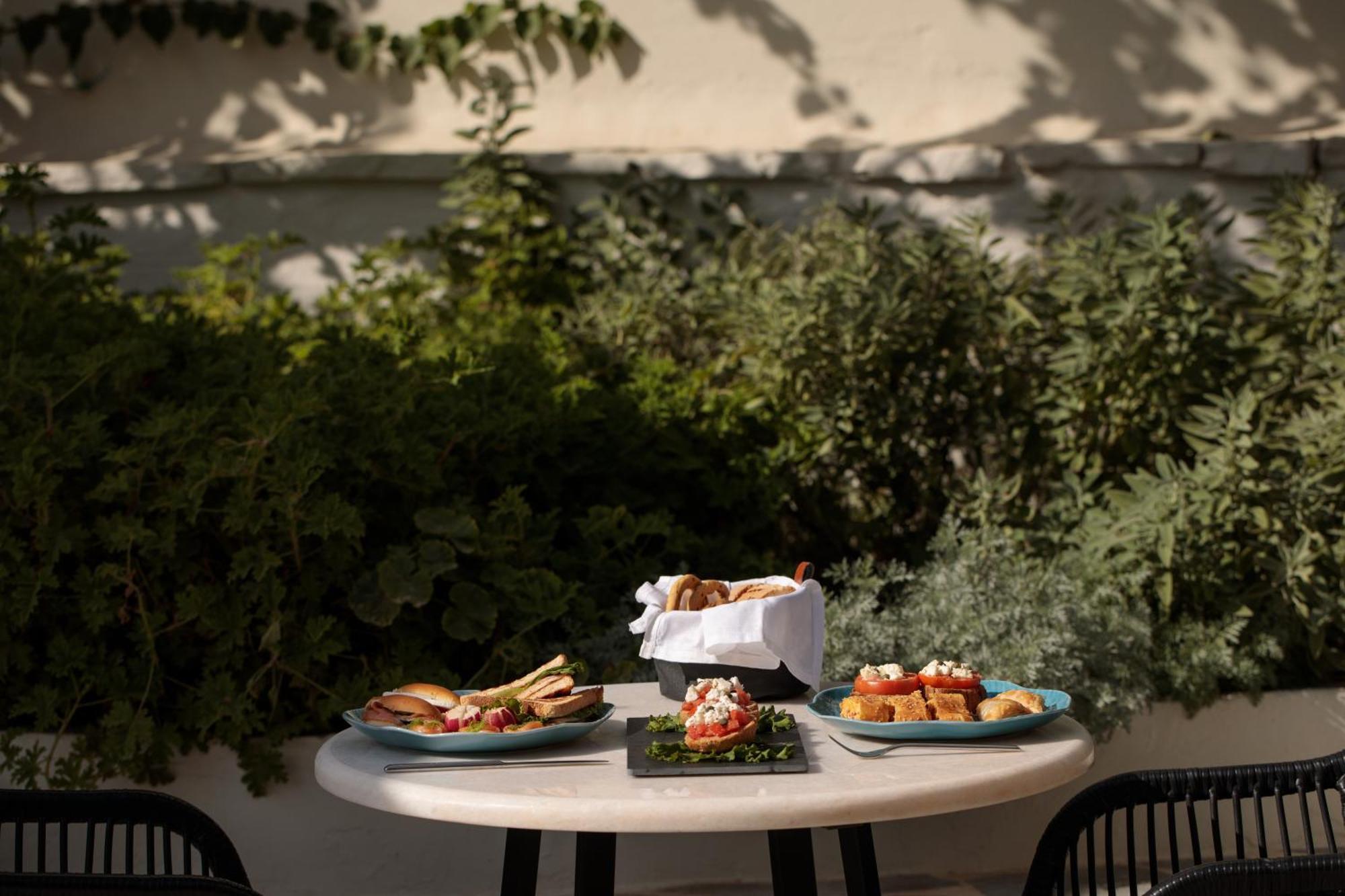 Iria Beach Art Hotel Agia Anna  Bagian luar foto